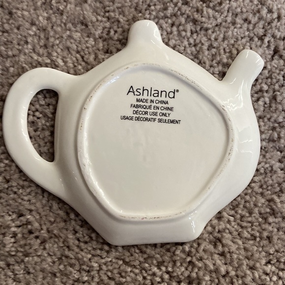 Home Decor - Picture 2 of 4